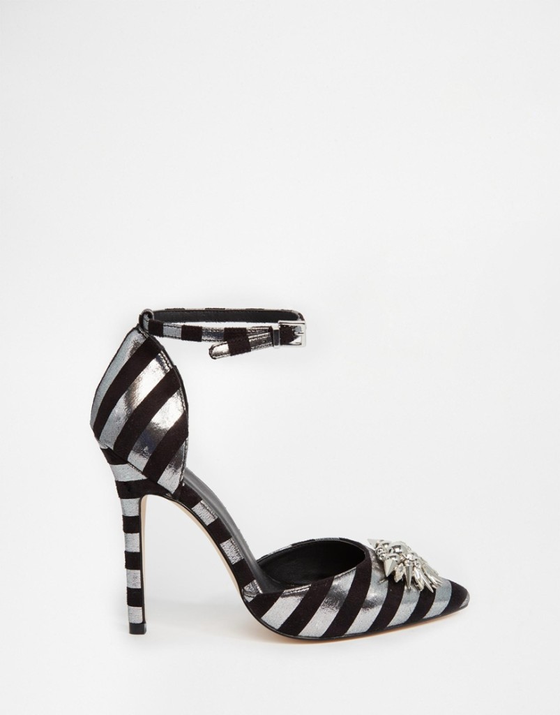 scarpe a righe