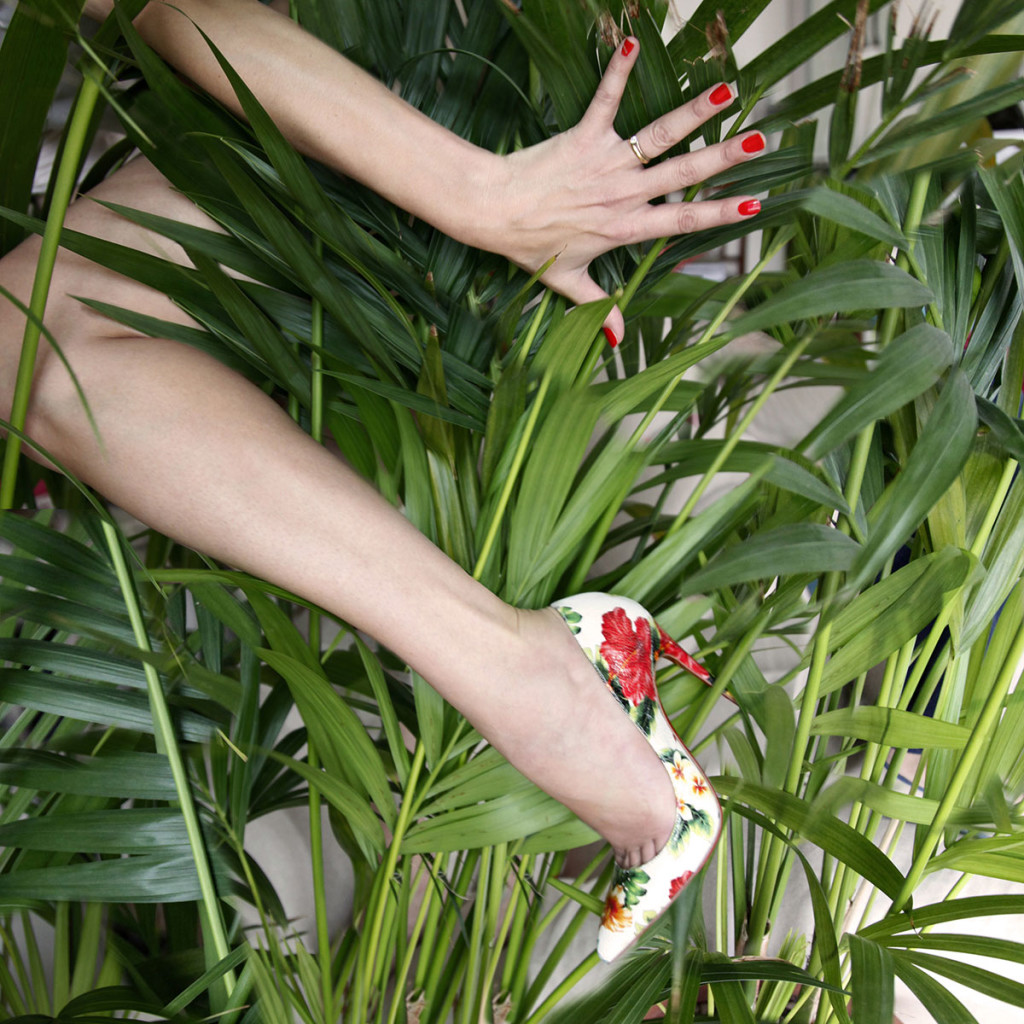 décolleté floreali louboutin