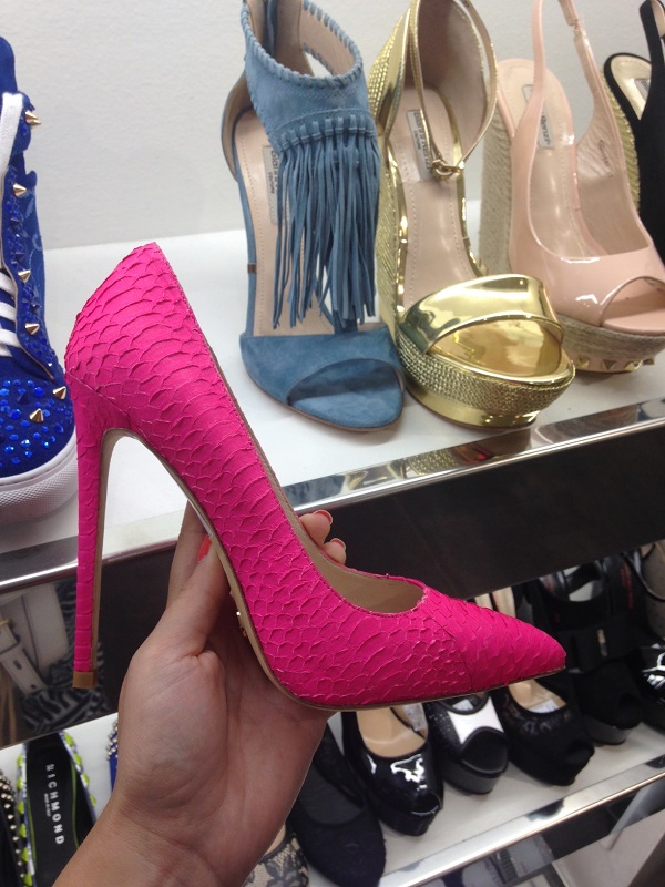 decollete fuxia