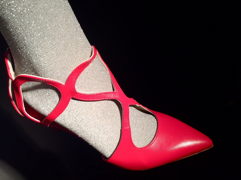 scarpe rosse racine carree