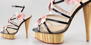 tacco alto plateau sandalo tacco bambu e fiori charlotte olympia