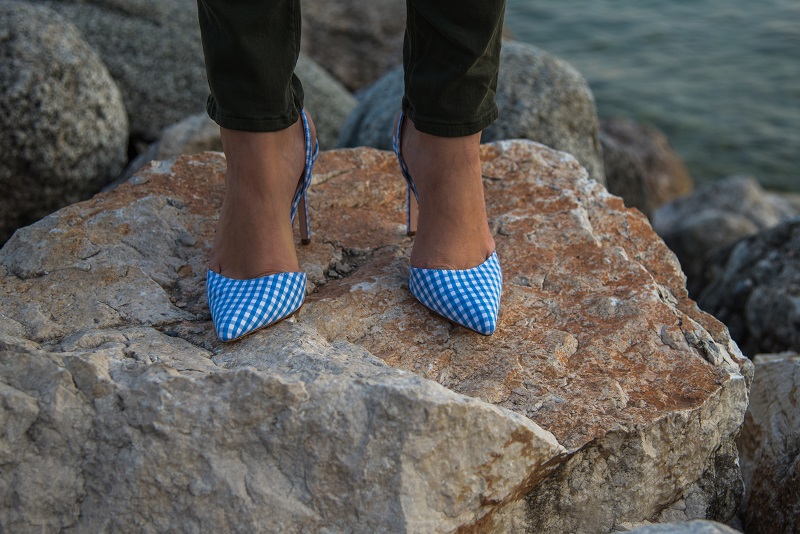scarpe a quadretti