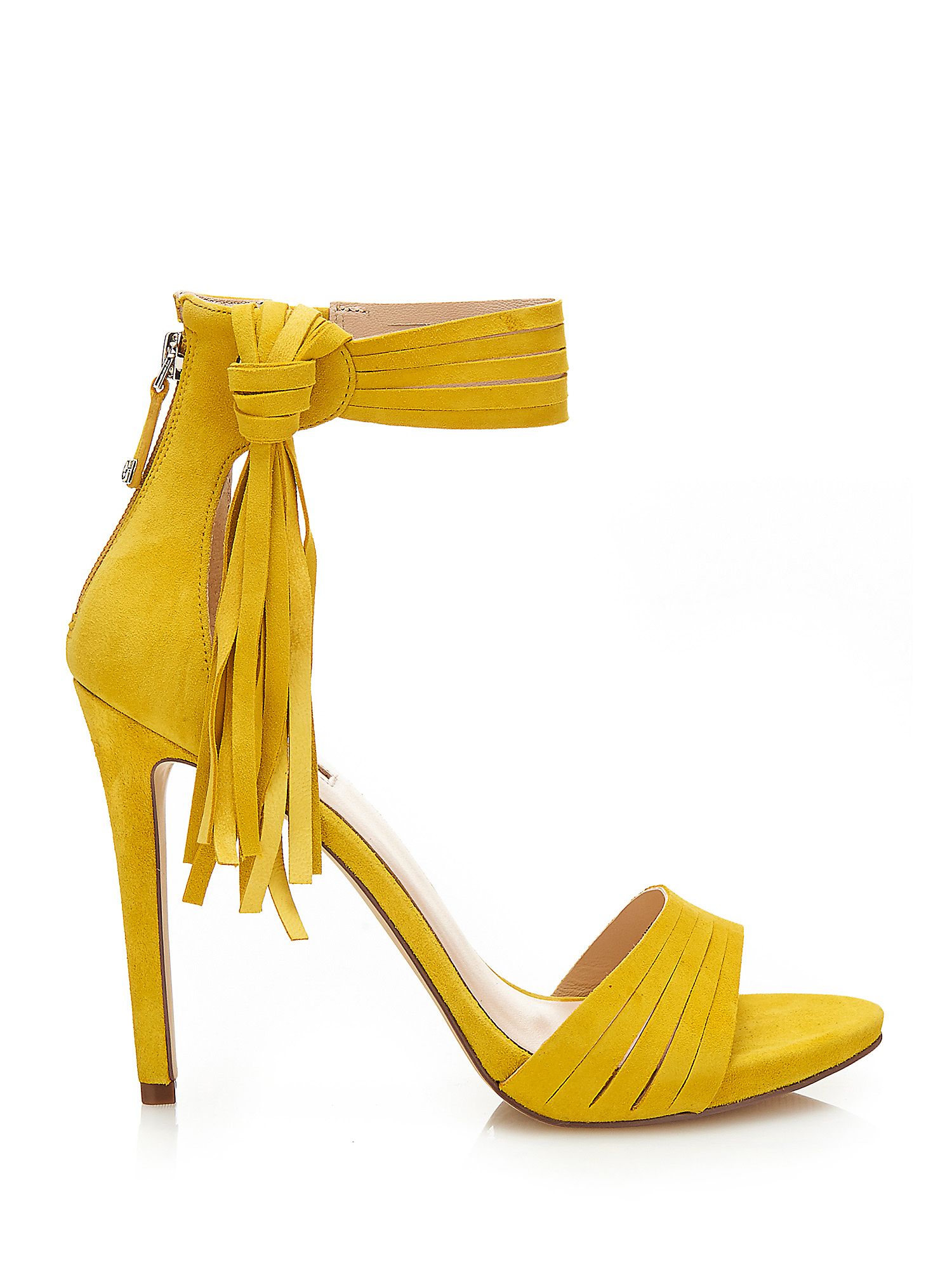 sandali gialli alla moda con tacco alto